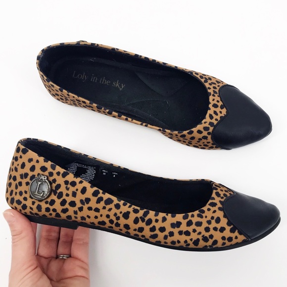 Modcloth Shoes - ModCloth : Loly in the Sky Animal Print Flats 8